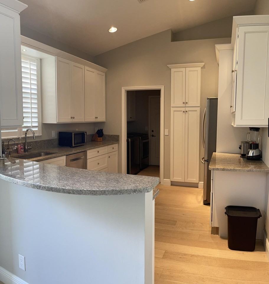 1703 Pierside Cir #1 - Photo 3 of 14