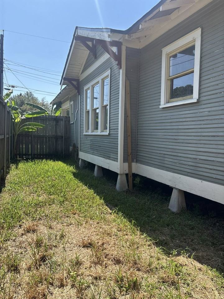 113 Texas Street #1 - Photo 6 of 21