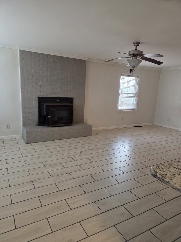 408 Clifton Street #1 - Photo 4 of 20