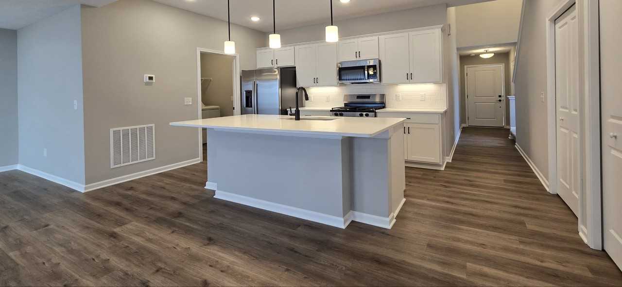 1202 Ayla Ave #1202 - Photo 6 of 25