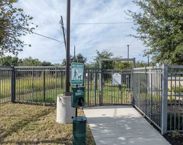 200 200 Maple Lane1314 #1314 - Photo 7 of 8