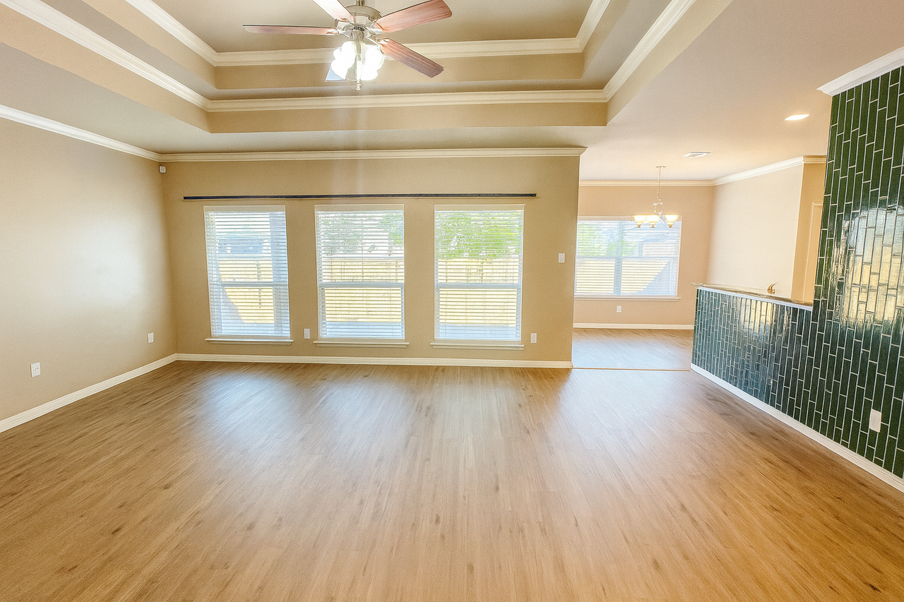 219 Chering Drive #1 - Photo 4 of 21