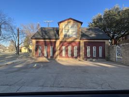 featured image of 1607 Avenue X