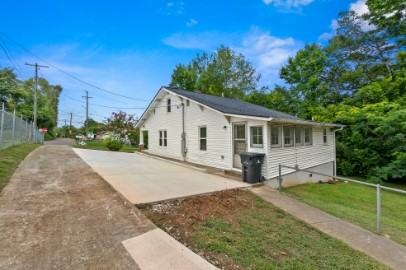 3201 Davenport Rd #1 - Photo 2 of 22