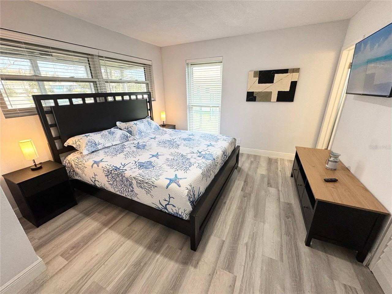 2326 South Peninsula Drive - Photo 6 of 16