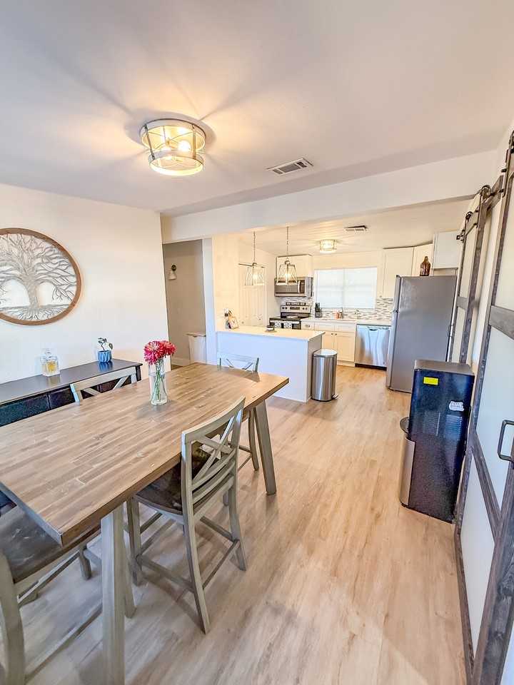 76 Carson Dr Ne #1 - Photo 5 of 12