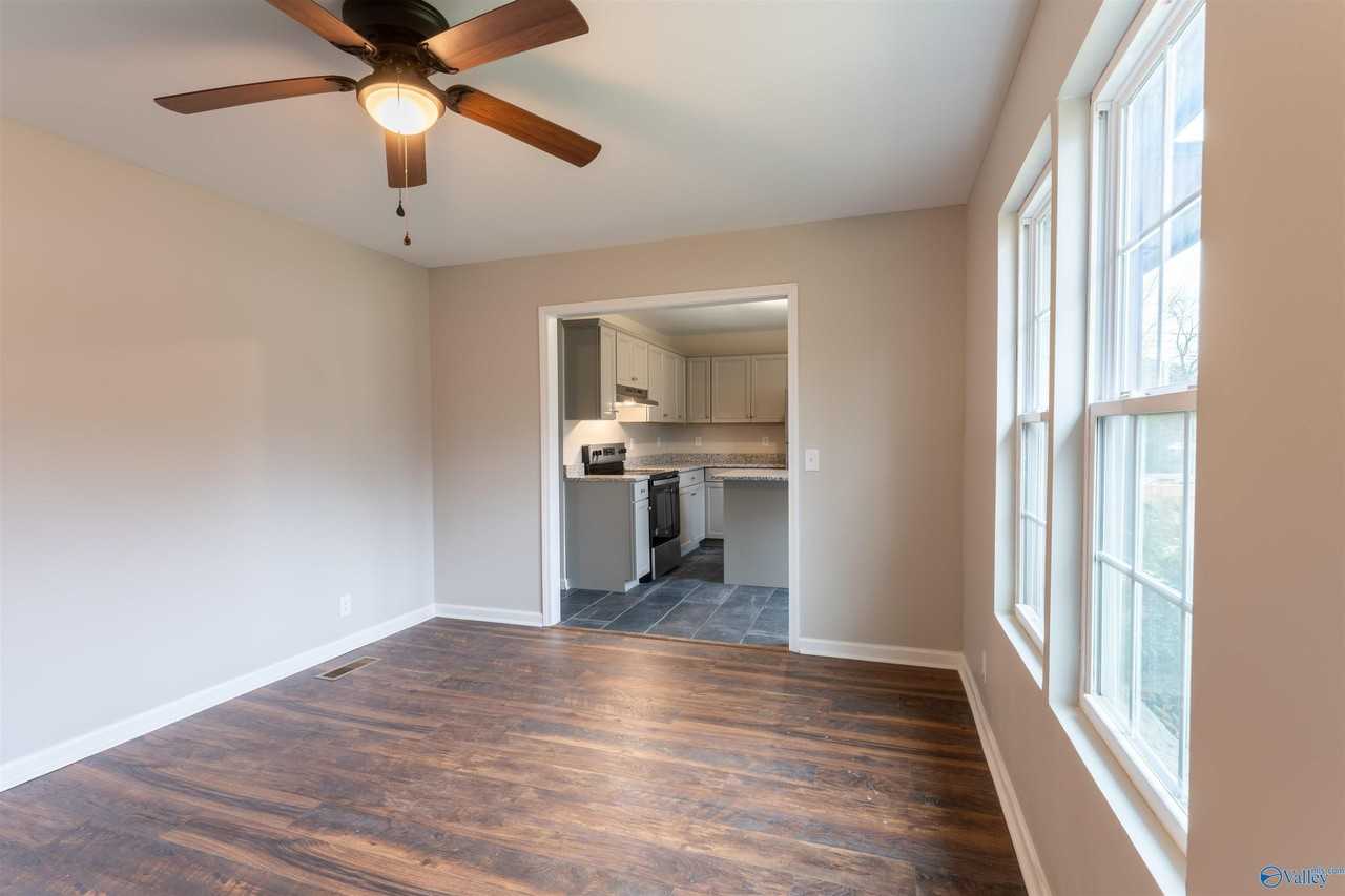 3708 Valleydale Rd Nw - Photo 5 of 25