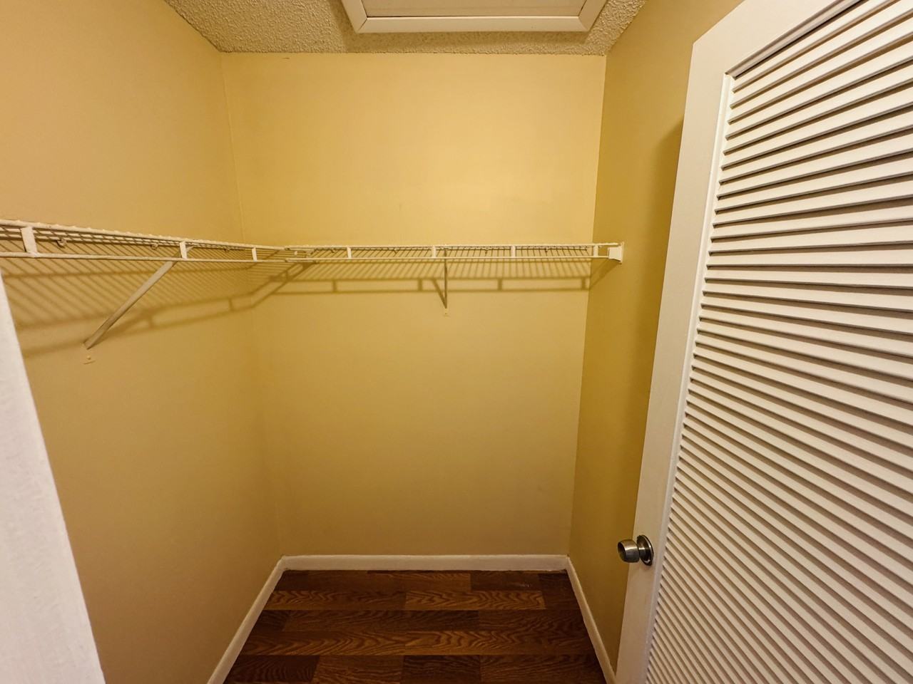 202 202 - Photo 7 of 28