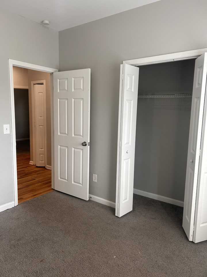 308 Anderson Avenue Northwest #A - Photo 3 of 8