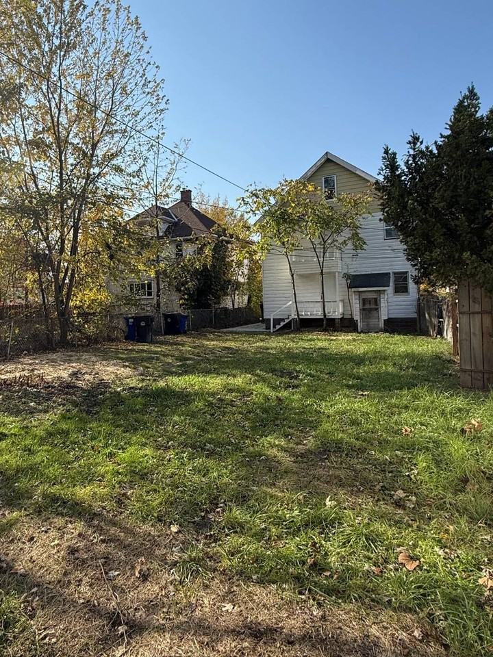 719 E 157th St #UP - Photo 2 of 9