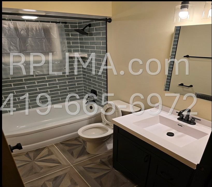 2802 West Breese Road #1