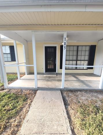 105 Lumberton Dr #1 - Photo 3 of 24