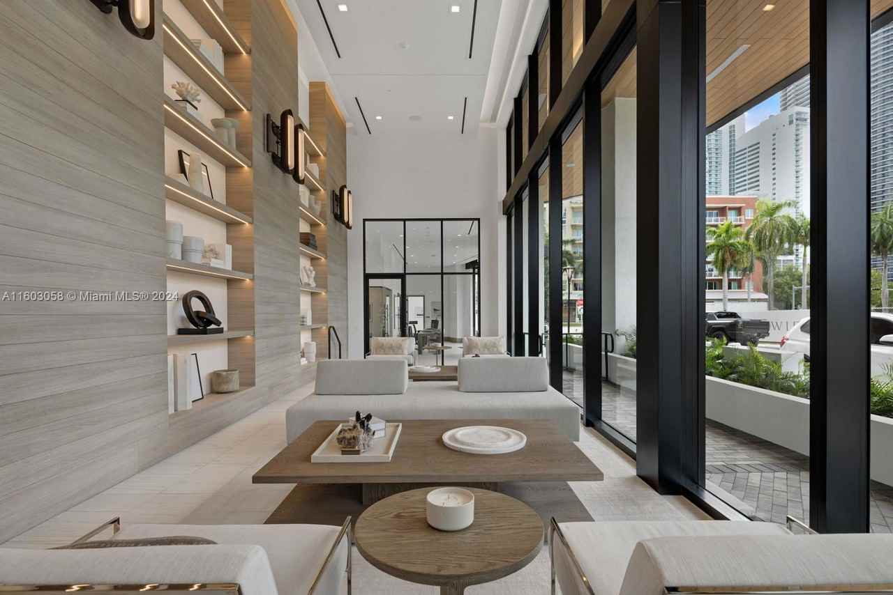 2000 Biscayne Blvd #3511 - Photo 7 of 8