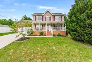 featured image of 5812 San Cristebal Lane #1