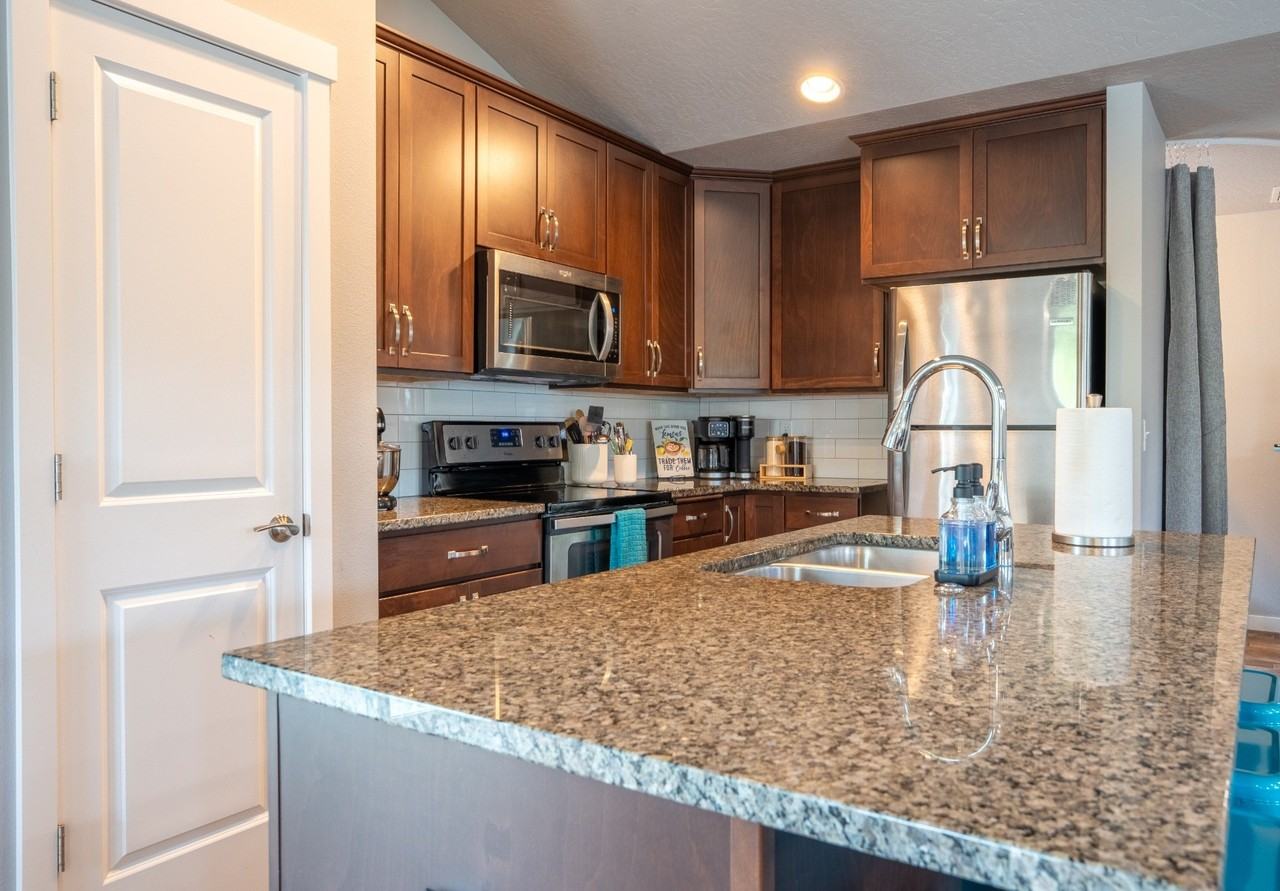 6529 N Descartes Dr #1 - Photo 4 of 29