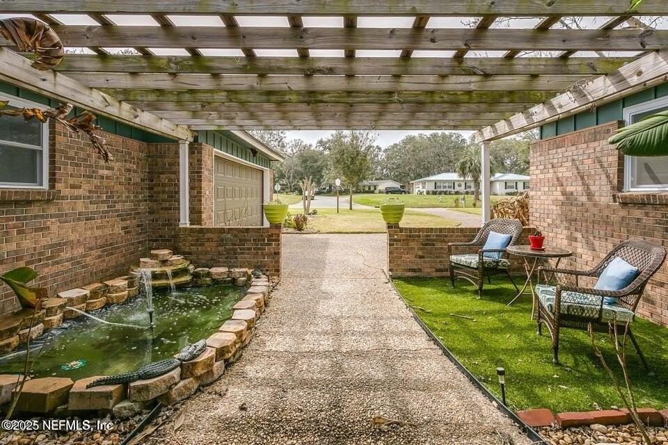 6433 River Point Dr - Photo 3 of 50