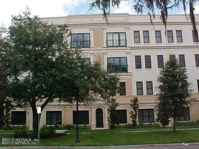 1661 Riverside Ave Apt 402 #402 - Photo 2 of 31