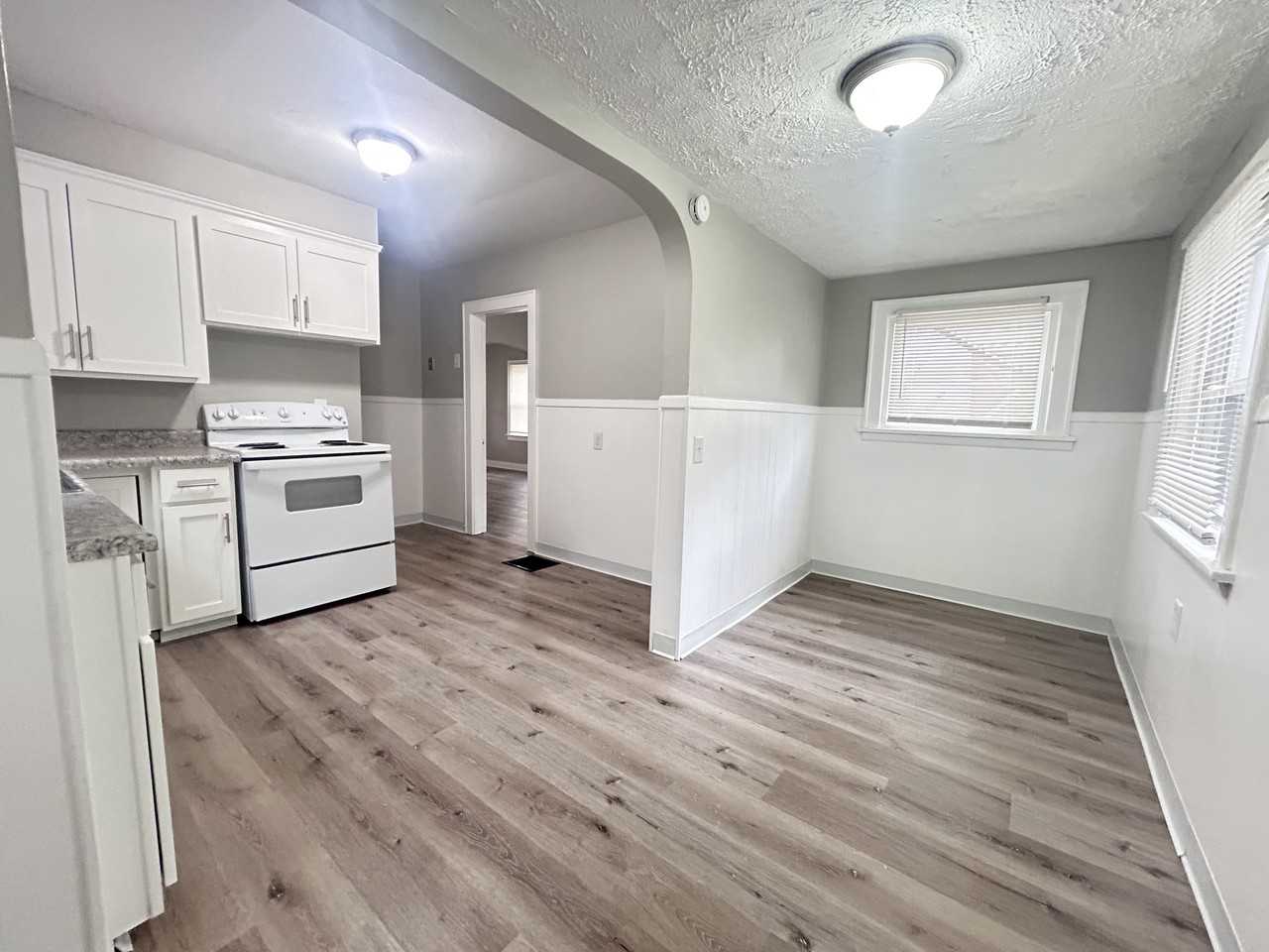 1532 Republic Ave #1 - Photo 4 of 9