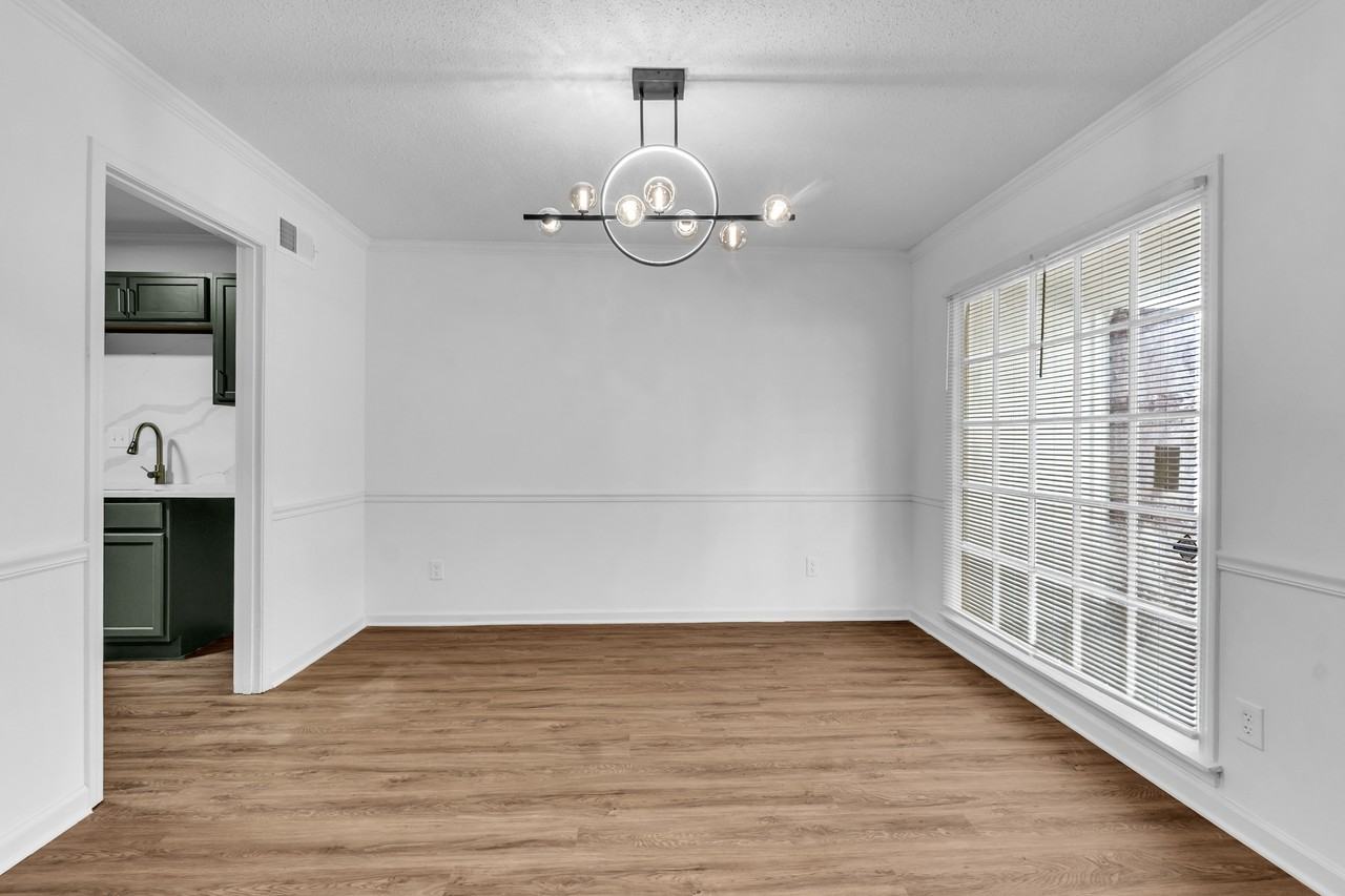 8439 River Glen Drive #1 - Photo 6 of 32