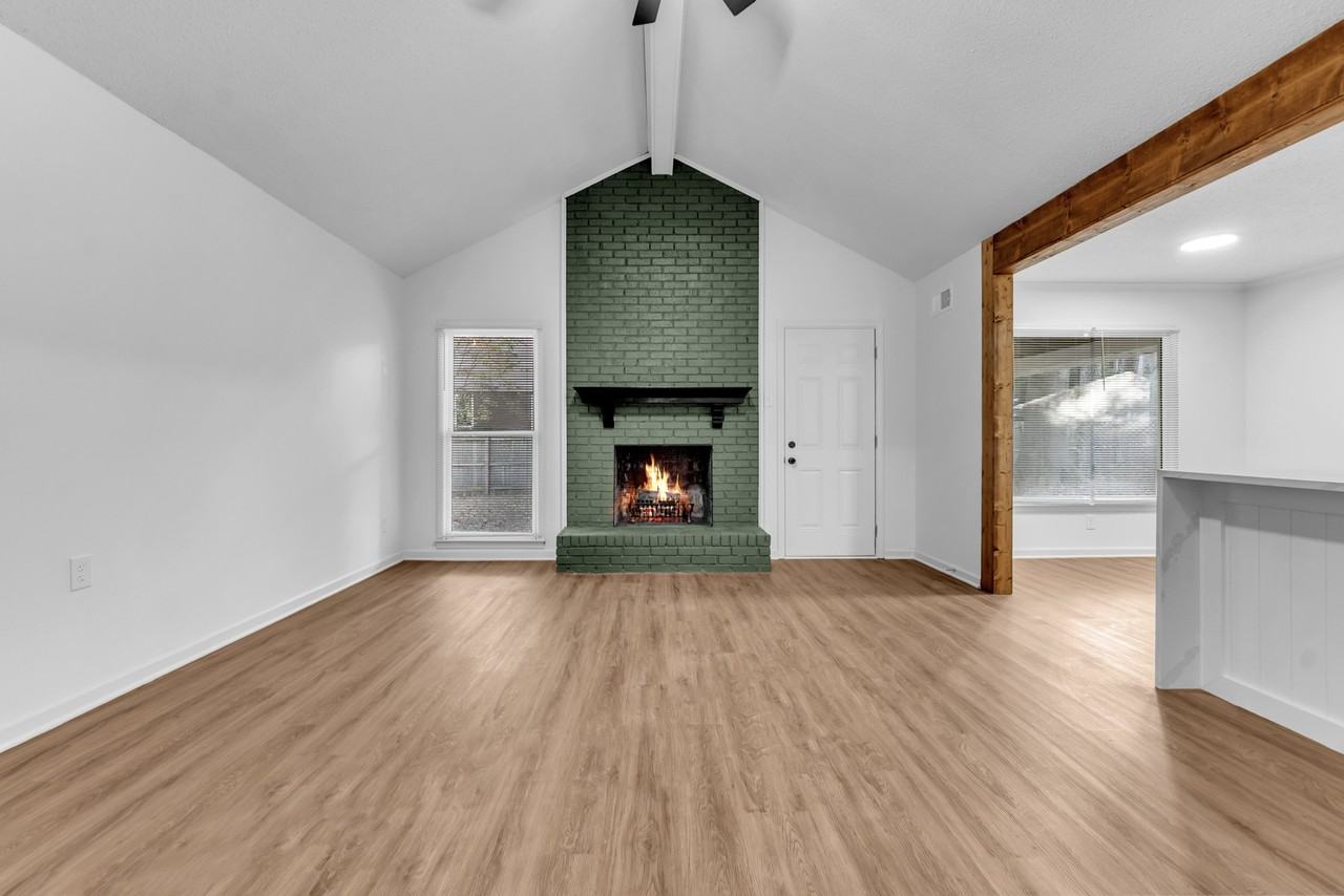 8439 River Glen Drive #1 - Photo 7 of 32