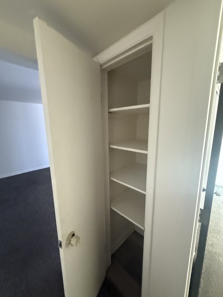 1032 Dayton St #1032-5 - Photo 5 of 12