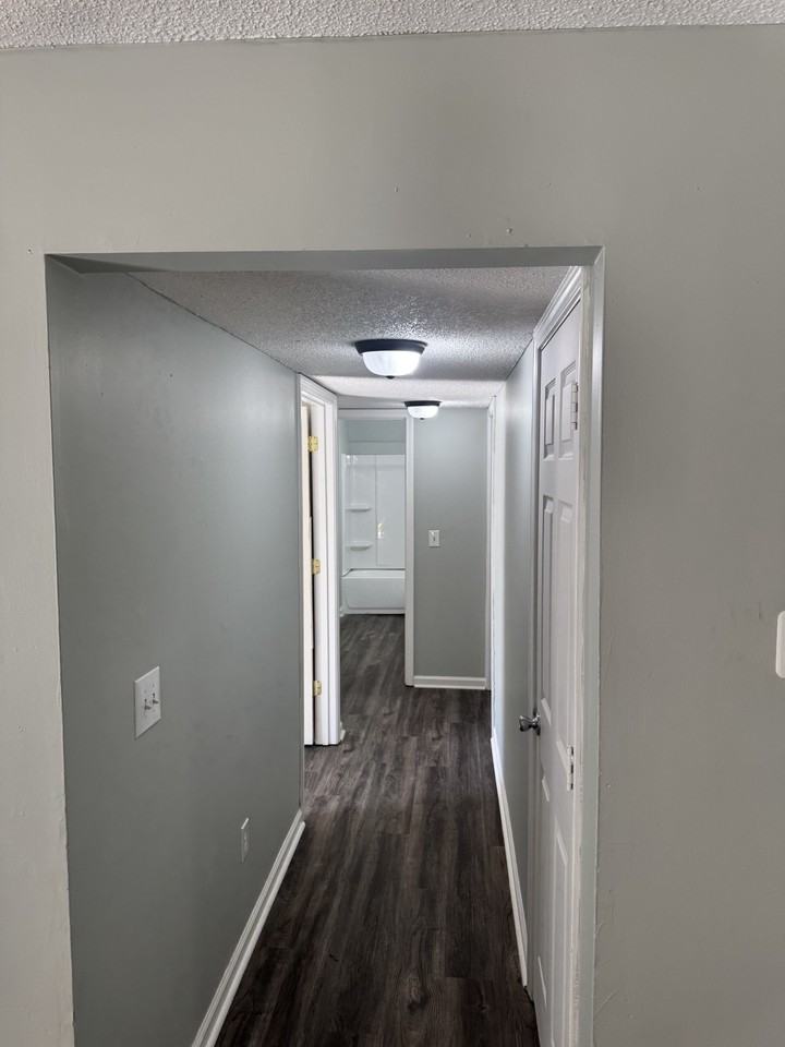 1664 Lipscomb Rd E #1 - Photo 6 of 15