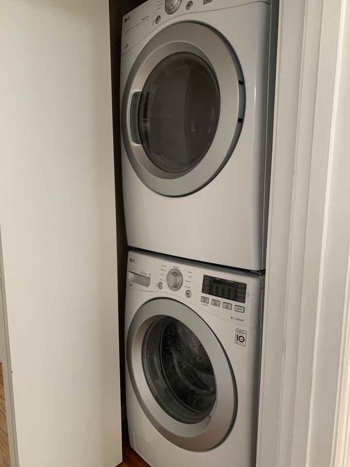 3304 31st Street - Photo 4 of 14