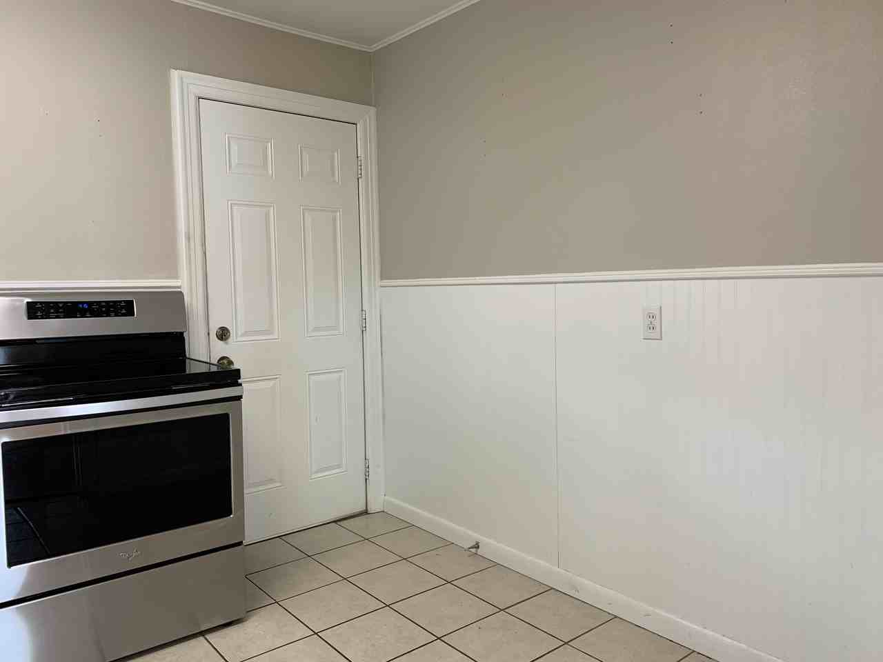 3304 31st Street - Photo 6 of 14