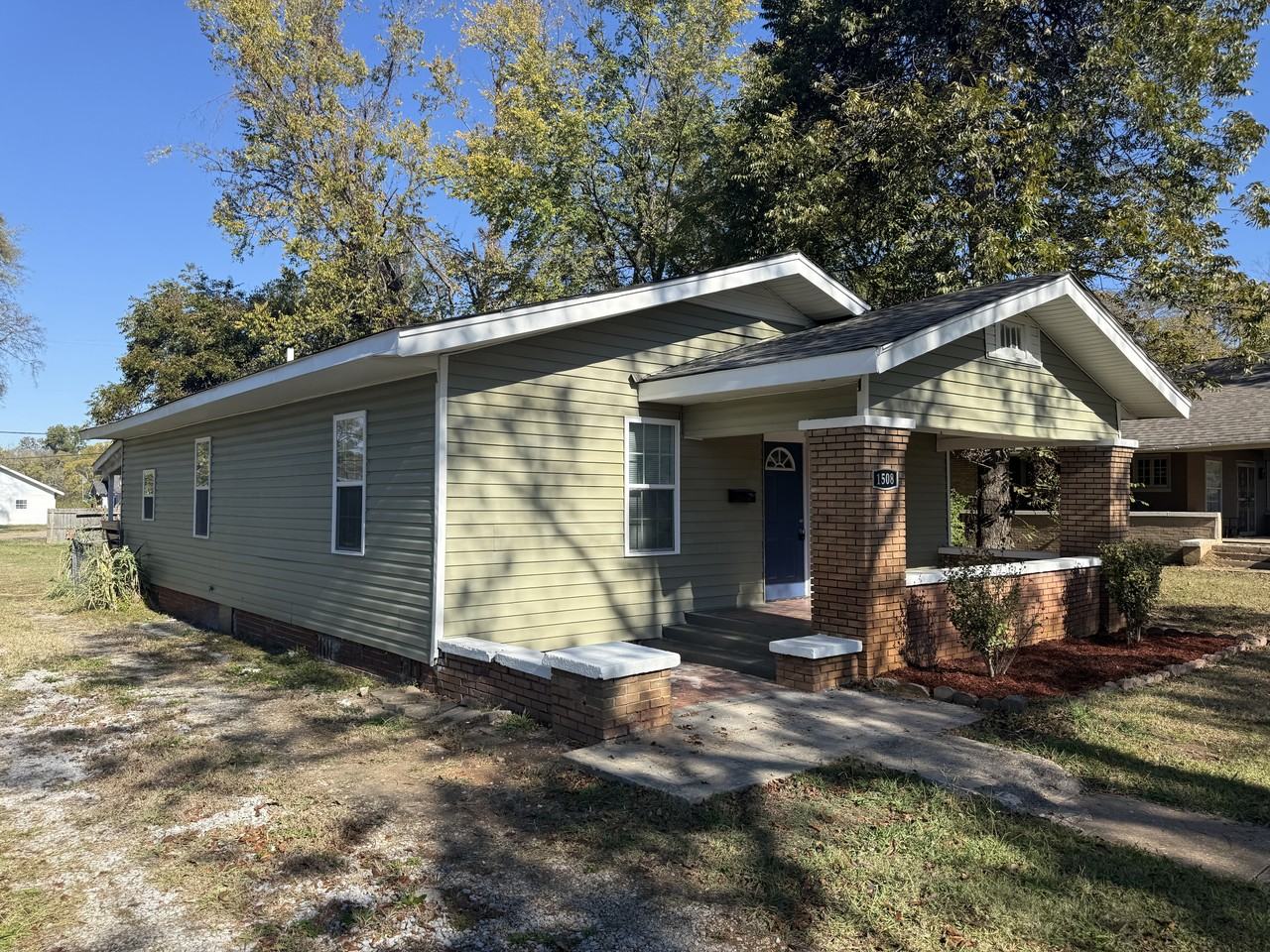 1508 Alabama Avenue Southwest #1 - Photo 3 of 30