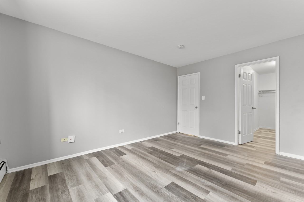 1500 Robin Circle #1 - Photo 7 of 14