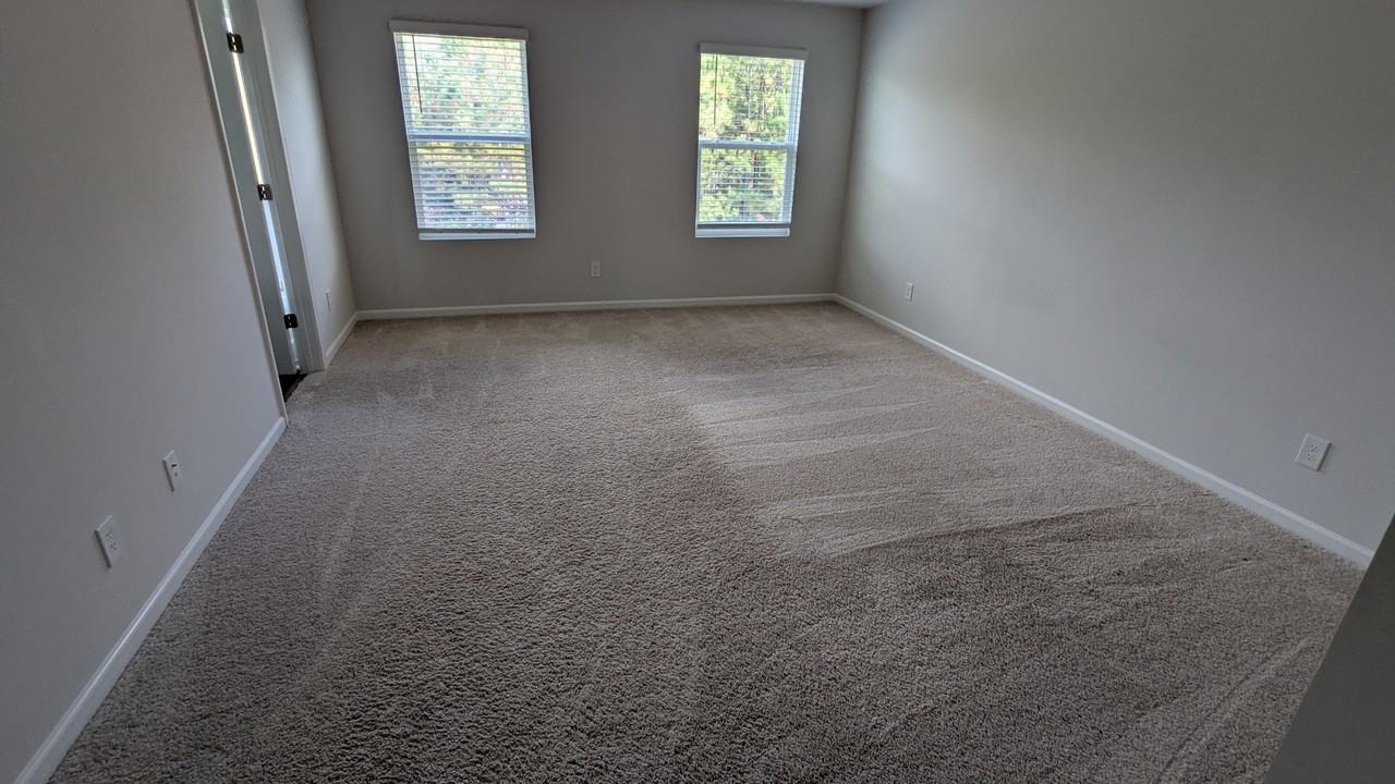 130 Freesia Dr - Photo 6 of 10