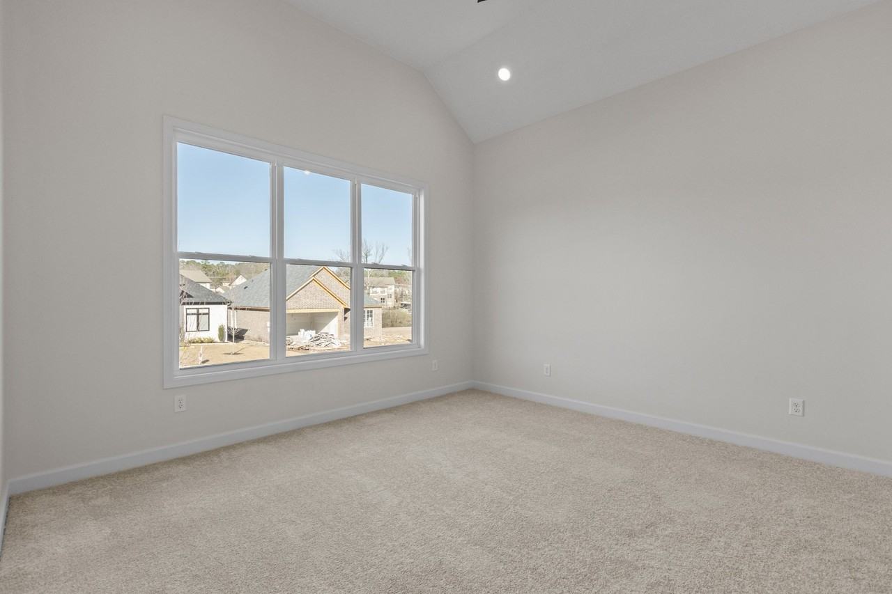 107 Edgewood Cir #1 - Photo 6 of 11