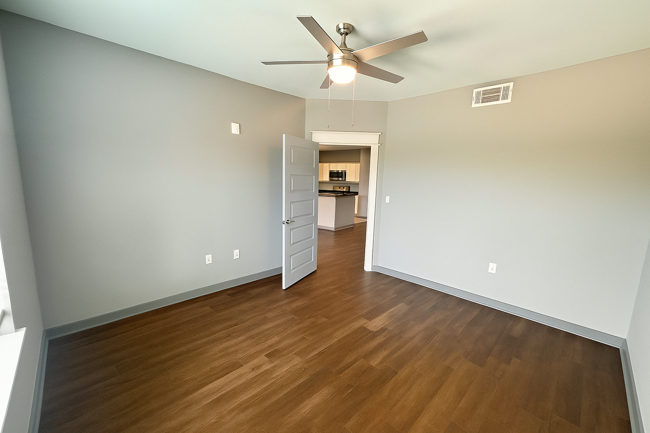 200 200 Maple Lane1302 #1302 - Photo 4 of 23