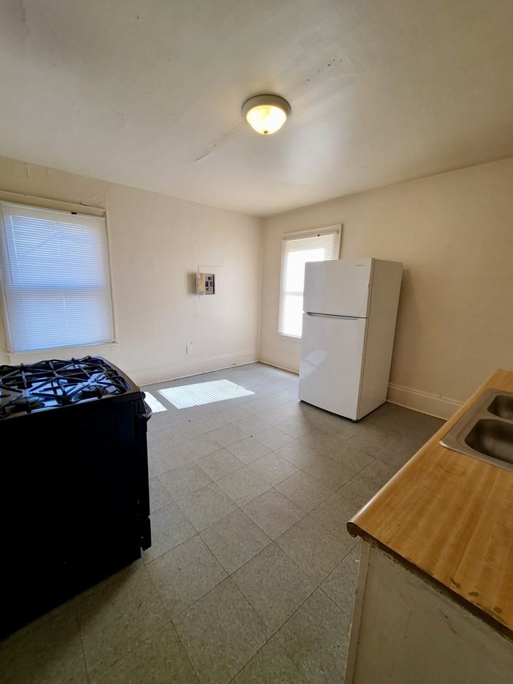 1004 S Fountain Ave #1004C - Photo 6 of 7