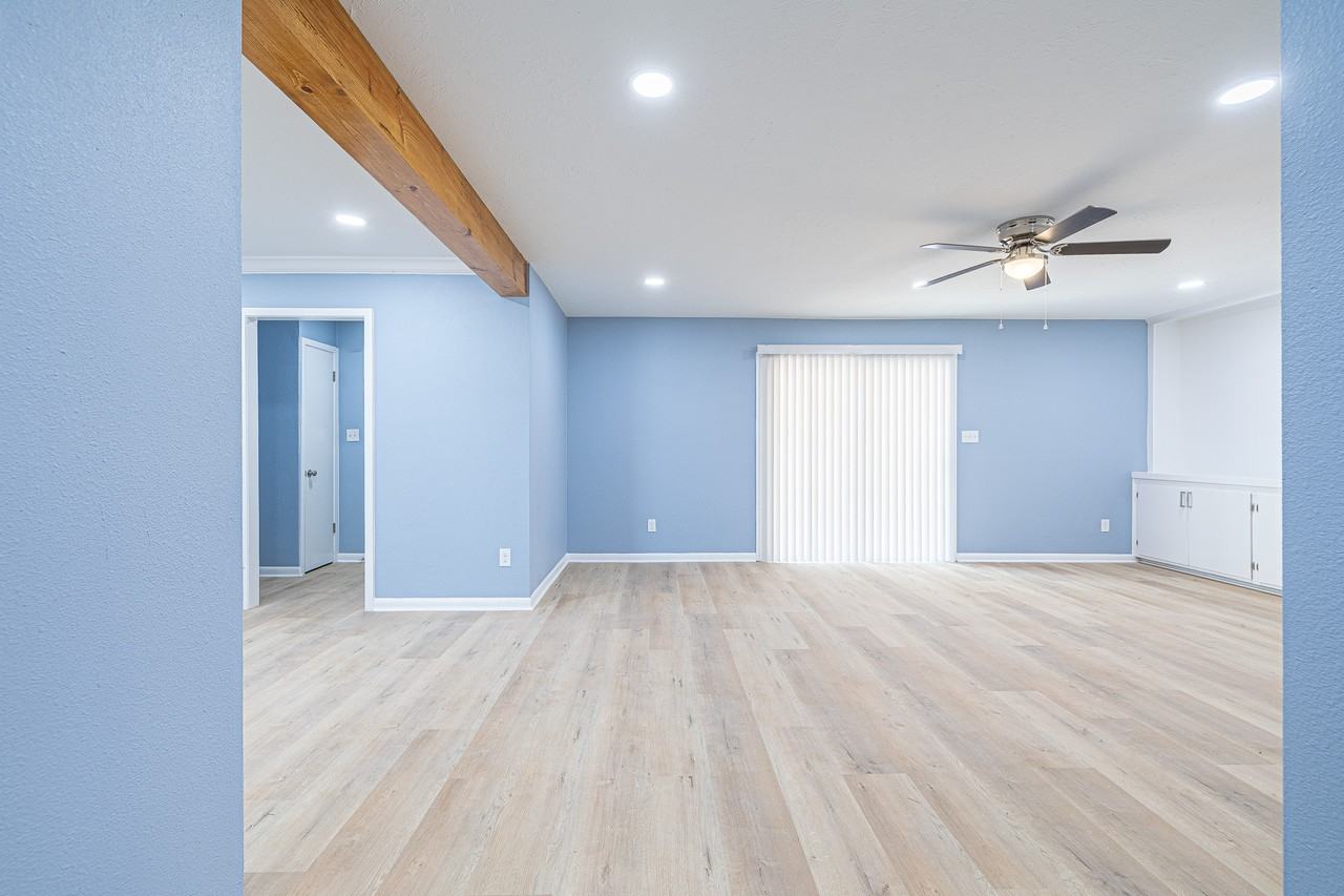 707 Norwood Lane #1 - Photo 3 of 29