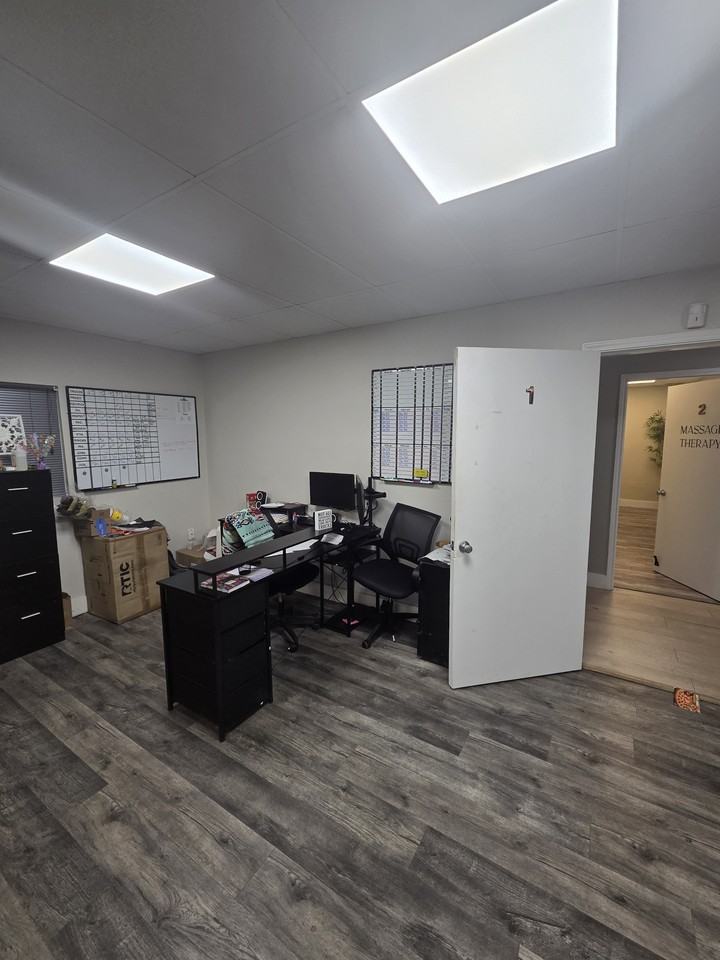 5480 Washington Boulevard #2 - Photo 3 of 5