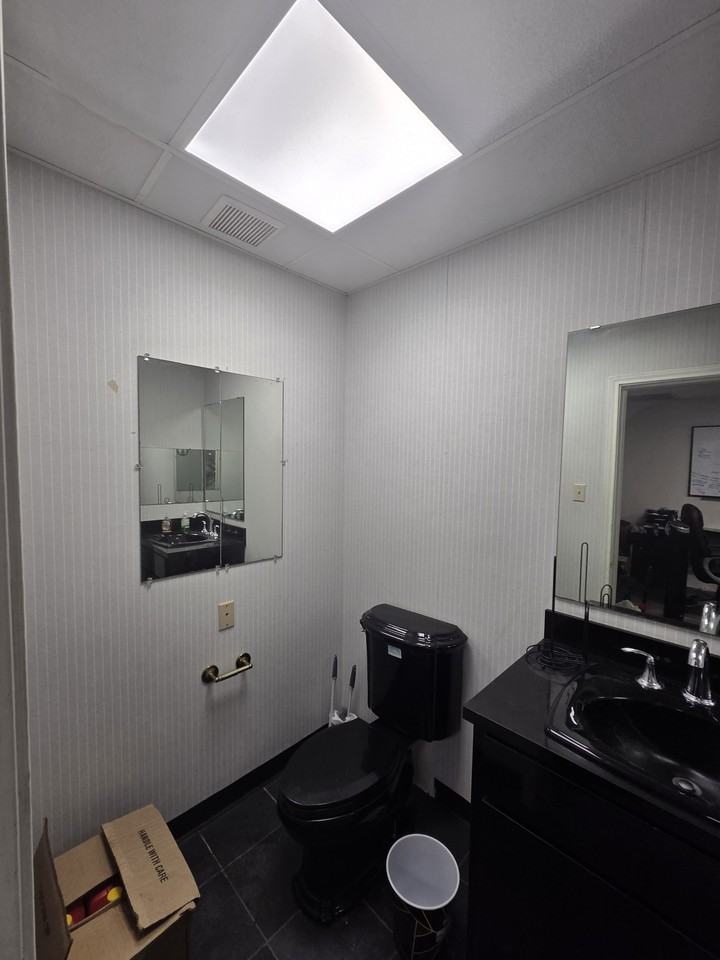 5480 Washington Boulevard #2 - Photo 4 of 5