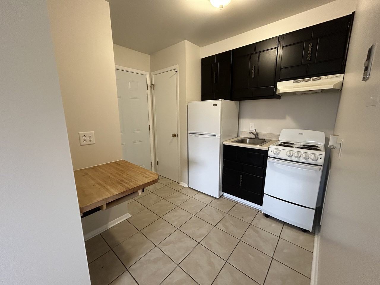 889 W Ardussi St #23 - Photo 4 of 10