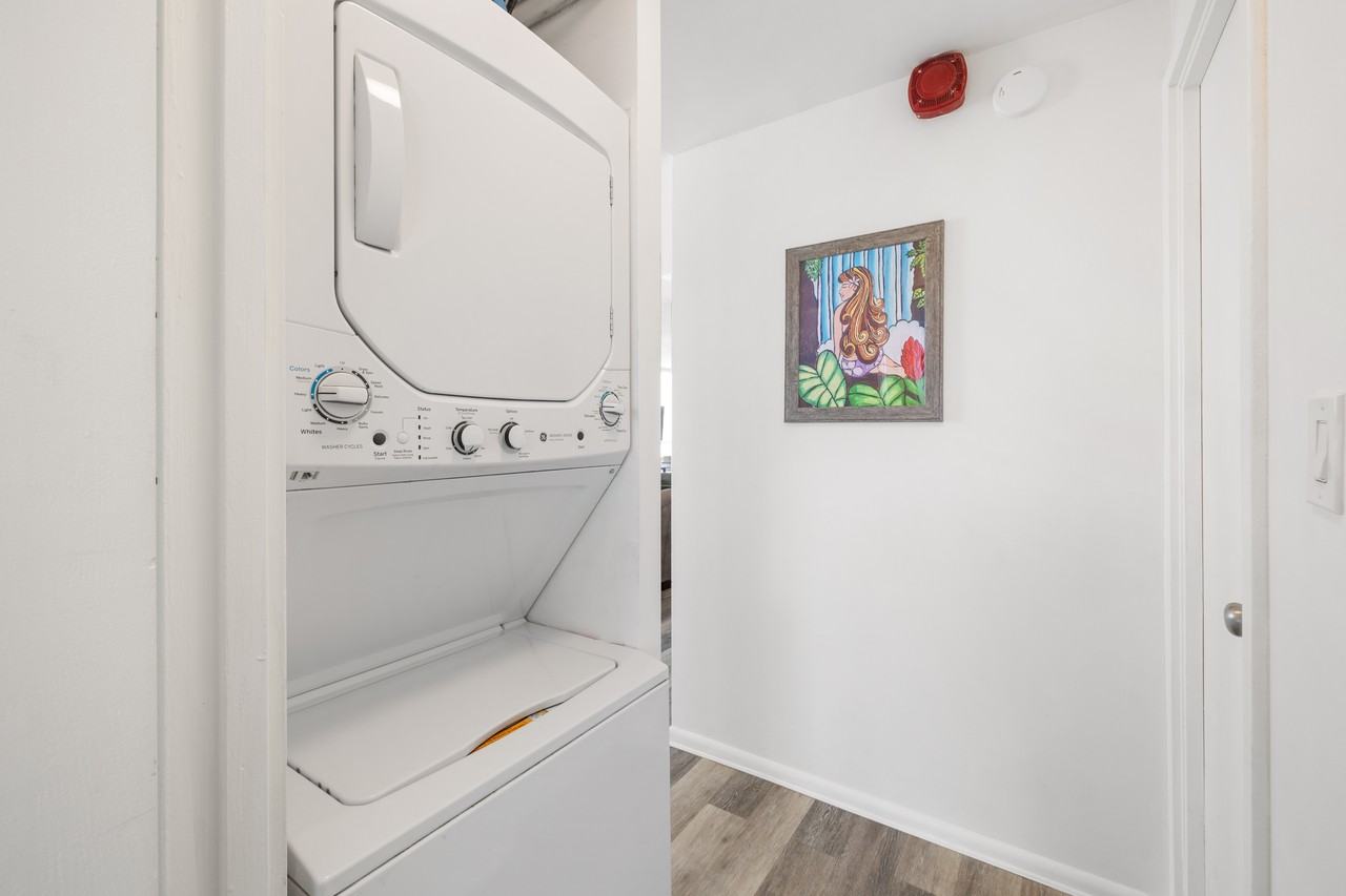 2421 Tusitala St #1 - Photo 2 of 20