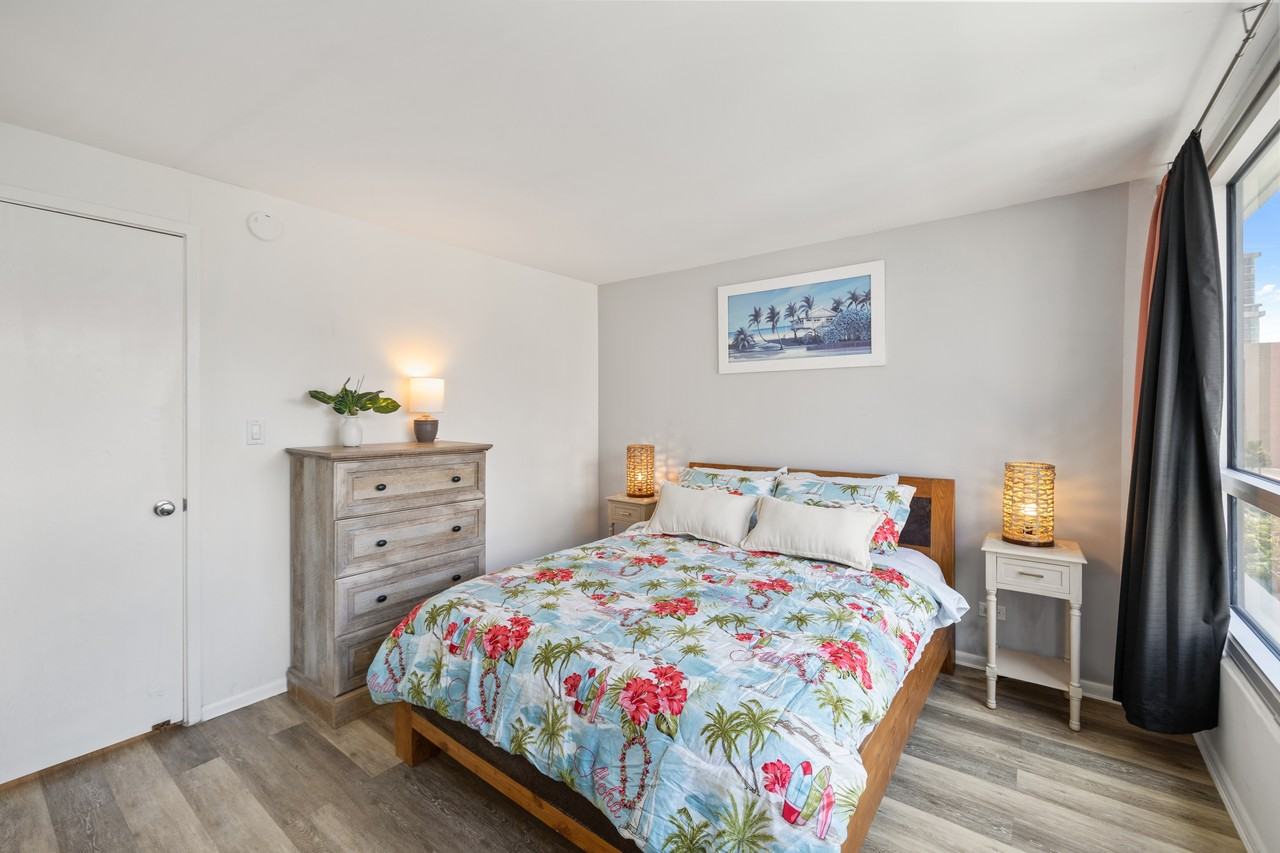 2421 Tusitala St #1 - Photo 5 of 20