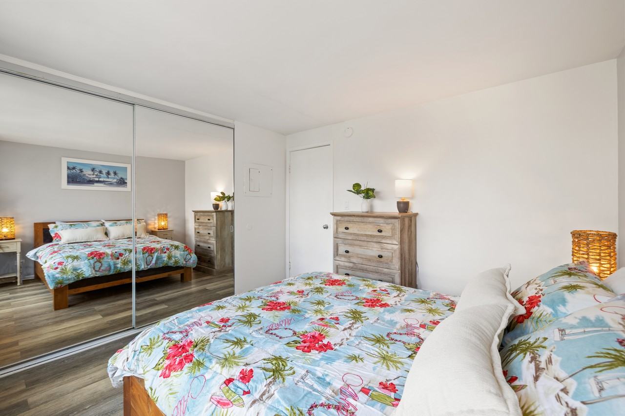 2421 Tusitala St #1 - Photo 6 of 20