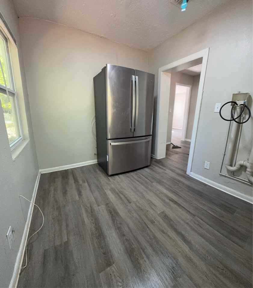 2603 Beaverbrook Place #1 - Photo 5 of 7