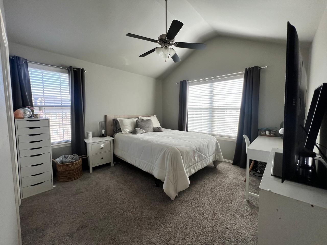 2788 W Auburn Dr #2788 - Photo 2 of 11