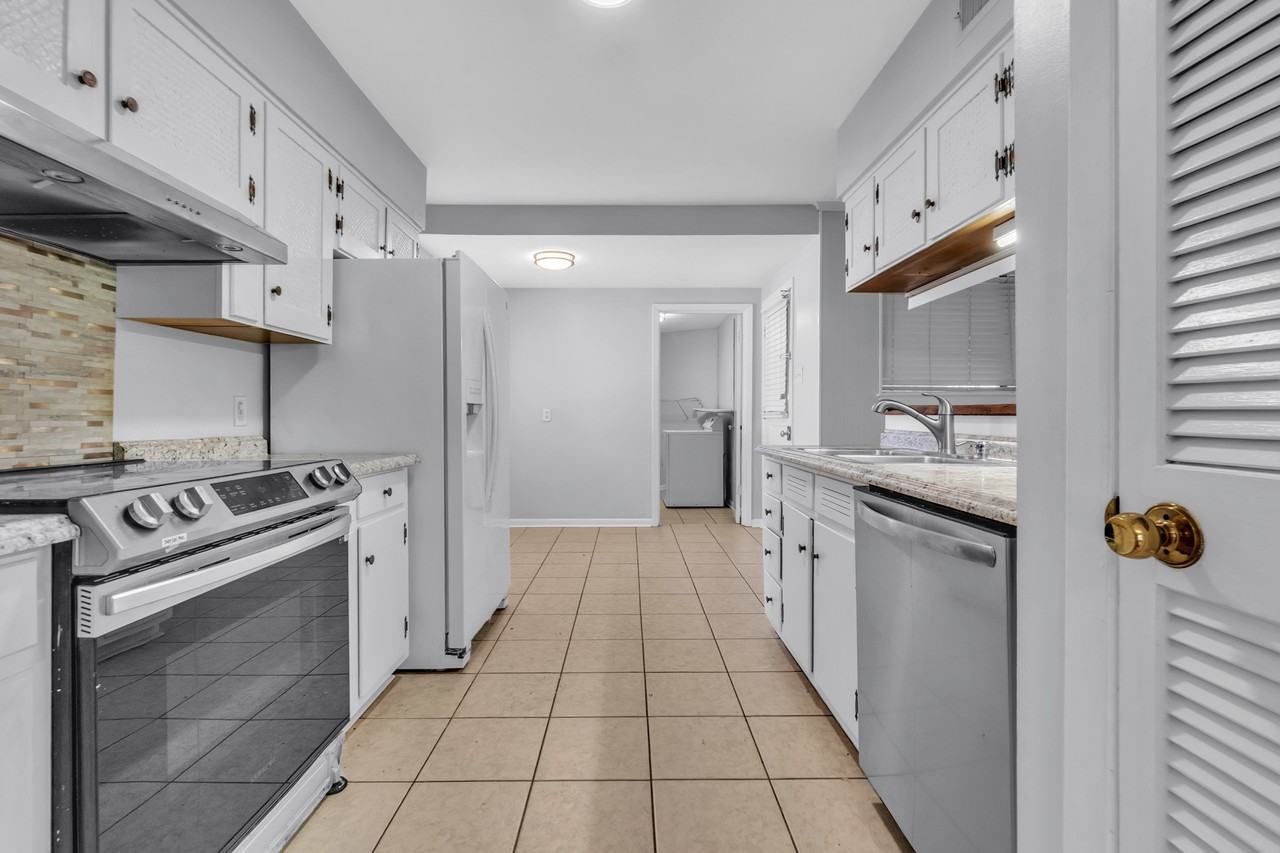 1130 Wheaton Street #1 - Photo 4 of 11