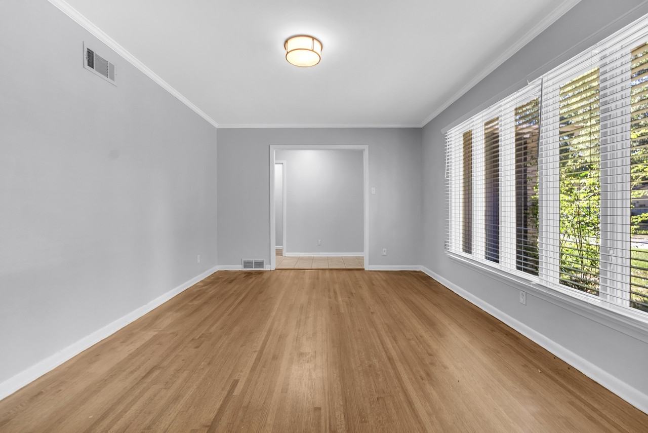 1130 Wheaton Street #1 - Photo 7 of 11