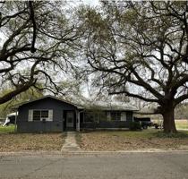 featured image of 531 Pecan St #1