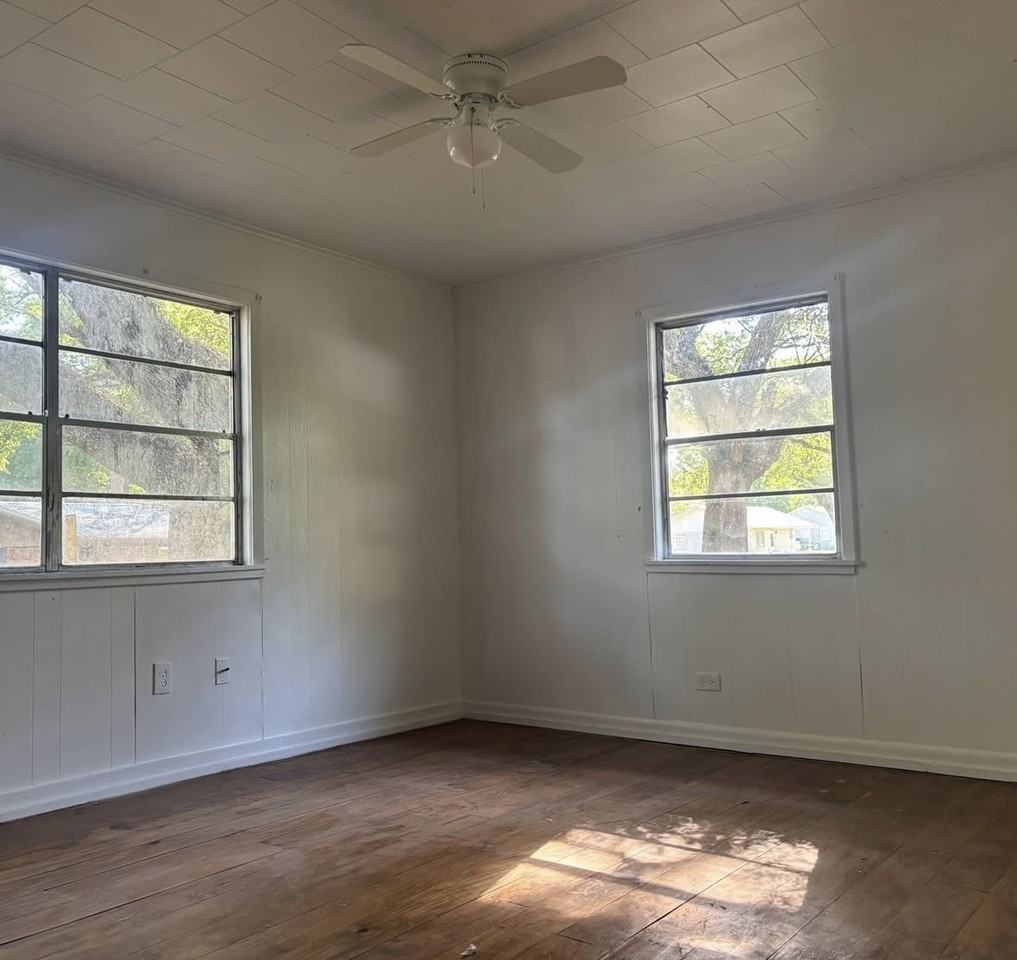 531 Pecan St #1 - Photo 6 of 14