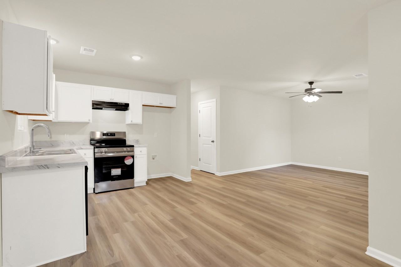 3281 Madewell St #1 - Photo 6 of 13