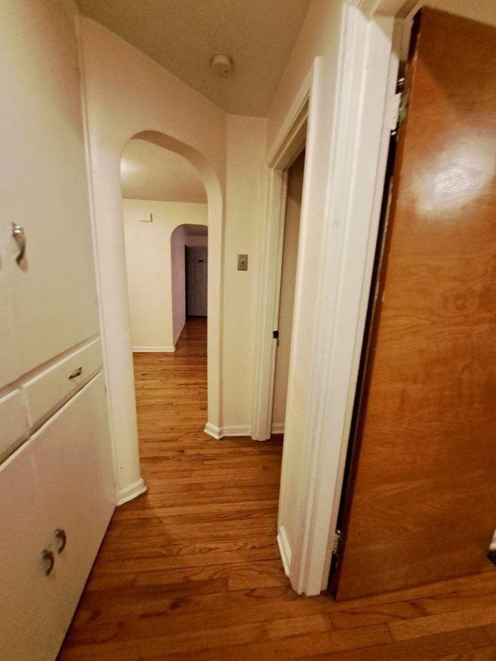 2357 Emerson Ave #2357 - Photo 7 of 9