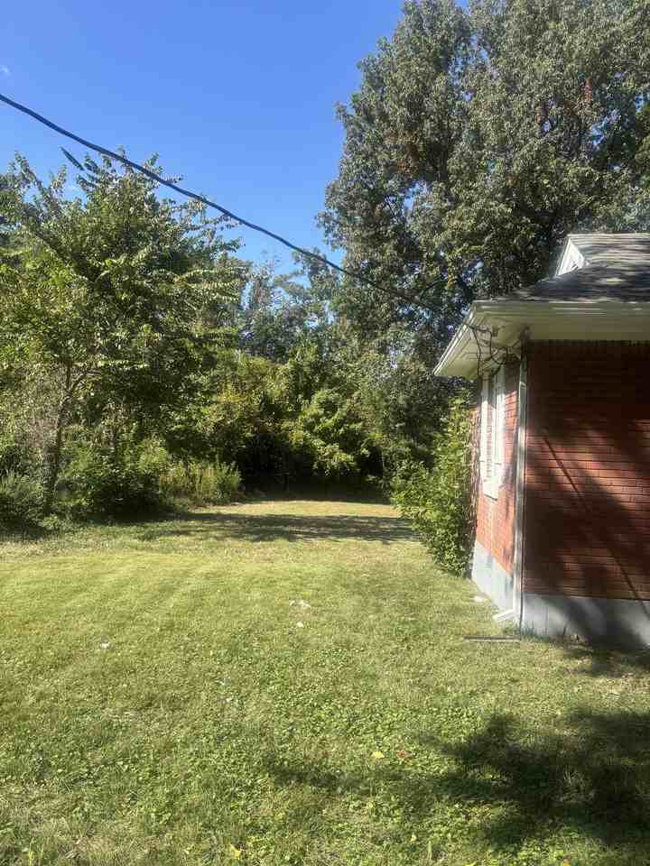 1622 Alta Vista Avenue #1 - Photo 2 of 9